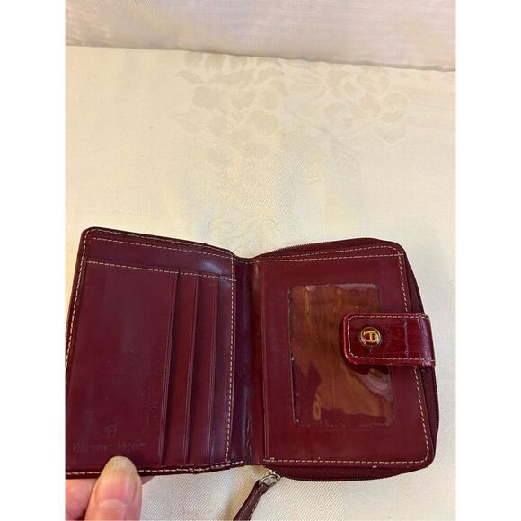 Aigner Etienne Wallet Eel Skin? Burgundy (Defect crack) 4.5x4" cardholder - Picture 5 of 12